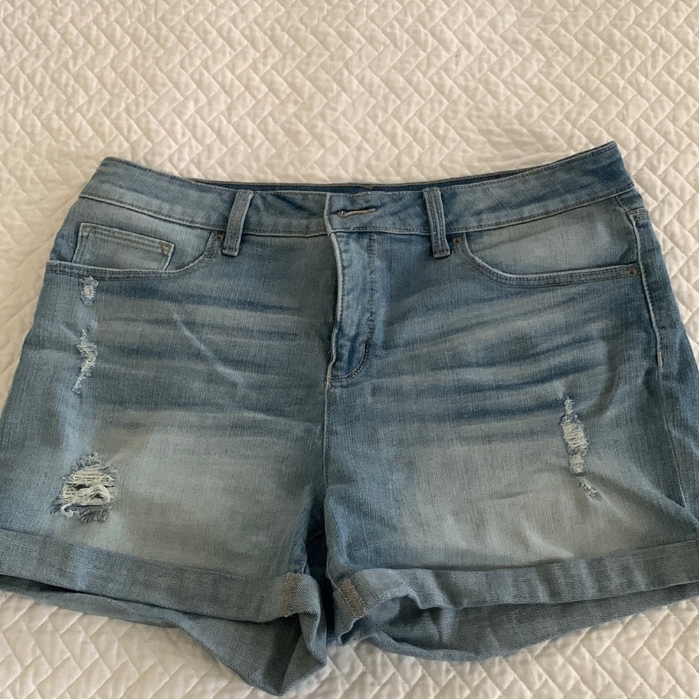 Distressed jean shorts
